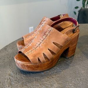 Bed Stu Tan Leather Platform Sandals